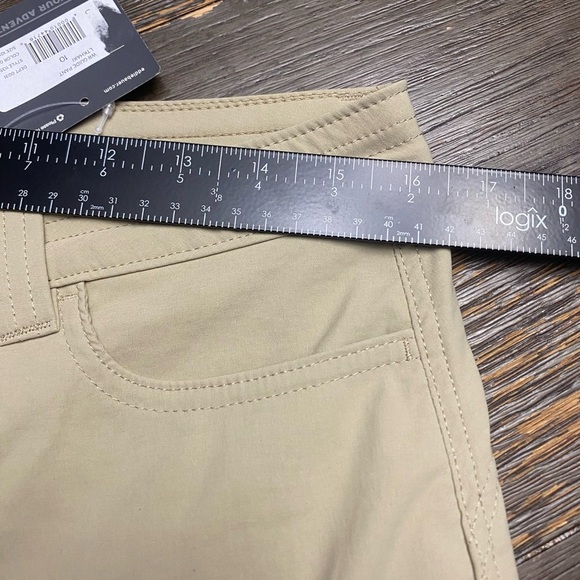 Eddie Bauer Guide Pro Collection Straight Leg Khaki mid Rise Pants Women 10 - Picture 2 of 7